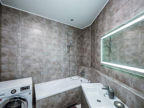 квартира по адресу Академика Глушкова просп., 9-Д