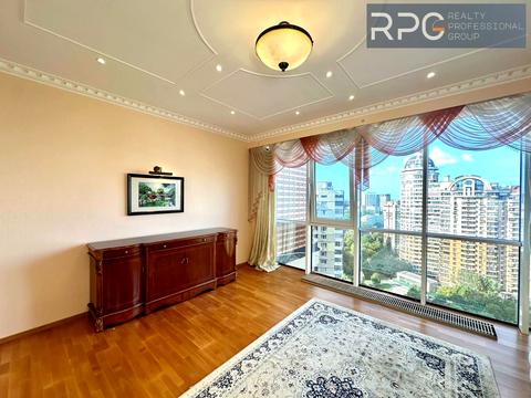 комерційна за адресою Старонаводницька вул., 13