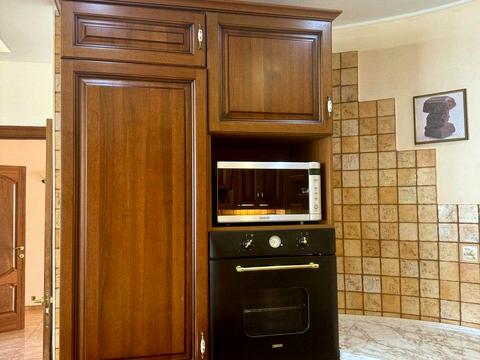 комерційна за адресою Старонаводницька вул., 13