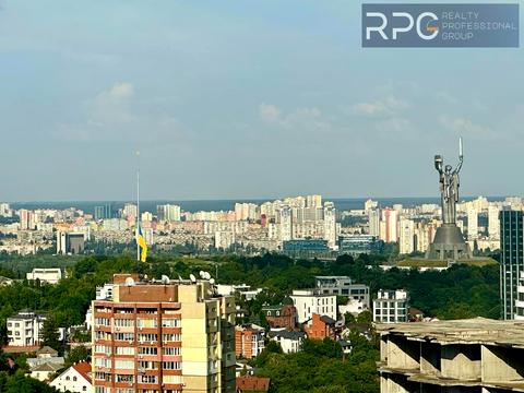 комерційна за адресою Старонаводницька вул., 13