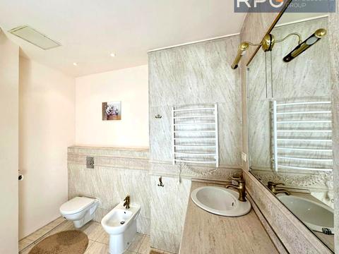 комерційна за адресою Старонаводницька вул., 13