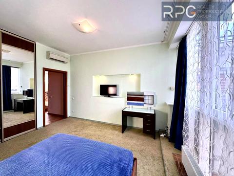 комерційна за адресою Старонаводницька вул., 13