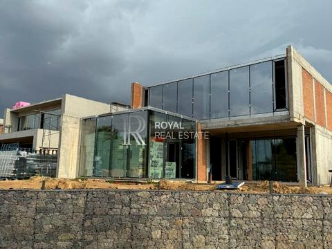 дом по адресу Луговая ул.