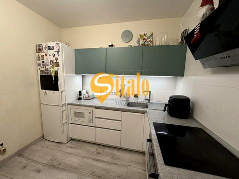 квартира за адресою Софії Русової вул., 3