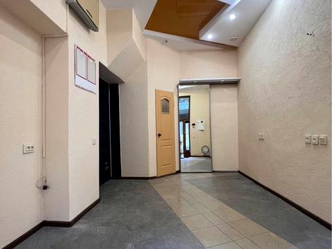 коммерческая по адресу Креховская ул., 9