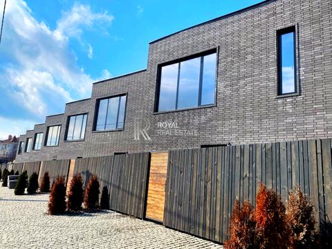 будинок за адресою Вишнева вул., 24