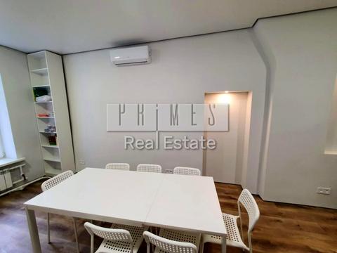 комерційна за адресою Межигірська вул., 3-Б