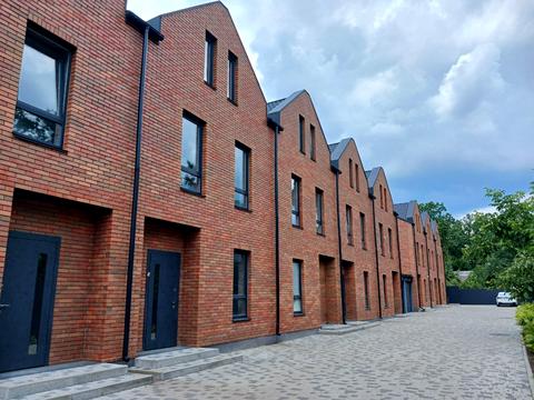 будинок за адресою Яснополянська вул.