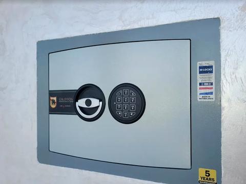 квартира за адресою Олега Антонова вул. (Карла Маркса), 13в