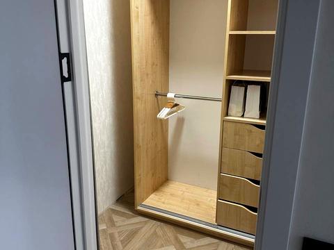 квартира за адресою Родини Крістерів вул., 14-В