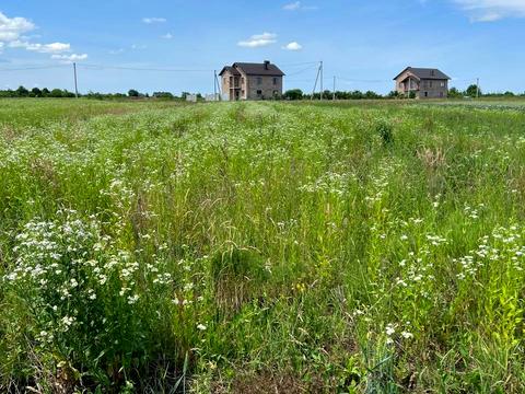 участок по адресу Олександра Довженка