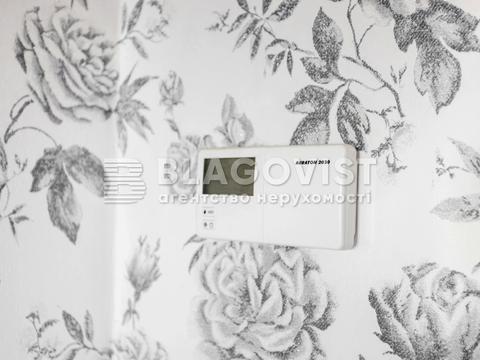 квартира за адресою Богатирська вул., 42