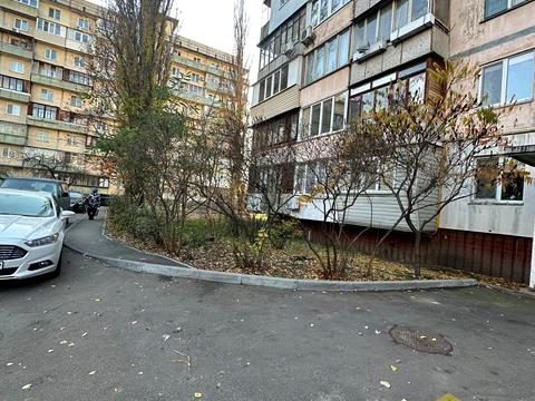 квартира за адресою Героїв полку "Азов" вул. (Маршала Малиновського), 1