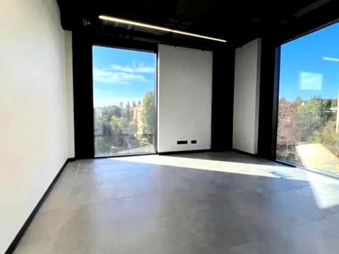 коммерческая по адресу Красиловская ул., 9