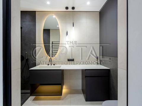 комерційна за адресою Київська вул., 10