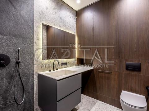 комерційна за адресою Київська вул., 10