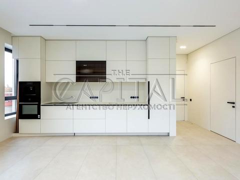 комерційна за адресою Київська вул., 10