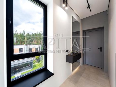 комерційна за адресою Київська вул., 10