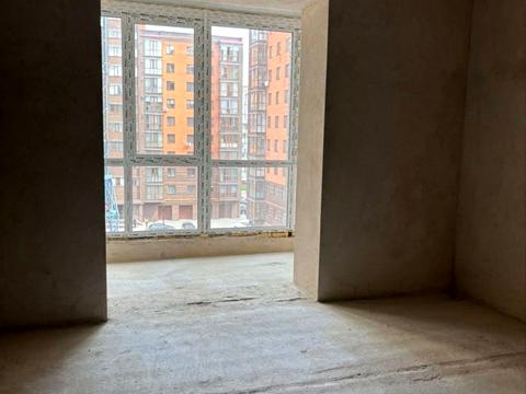 квартира за адресою Довженка вул., 4