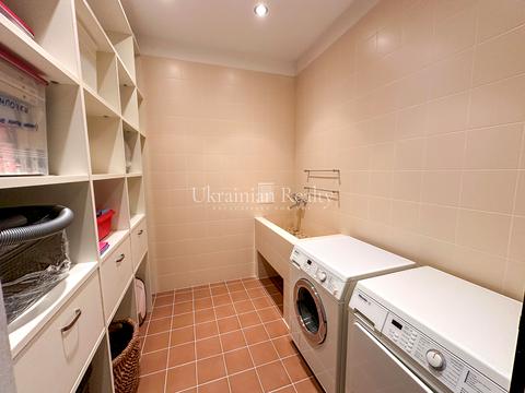 квартира за адресою Ірининська вул., 5/24