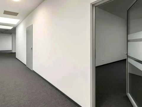 комерційна за адресою Набережно-Хрещатицька вул., 13/5