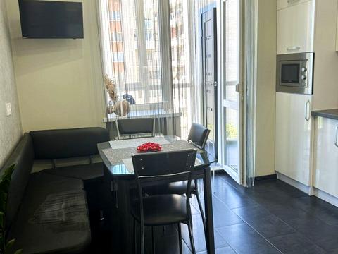 квартира за адресою Роксоляни вул., 43а