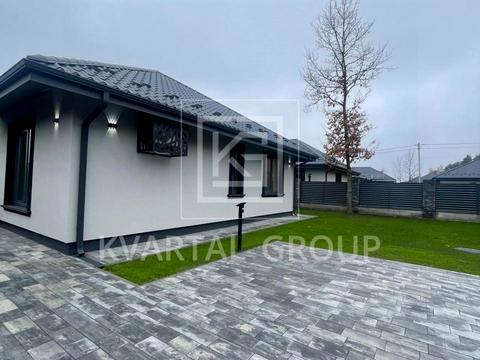 будинок за адресою Успішна, 10