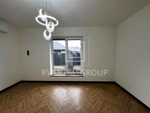 будинок за адресою Успішна, 10