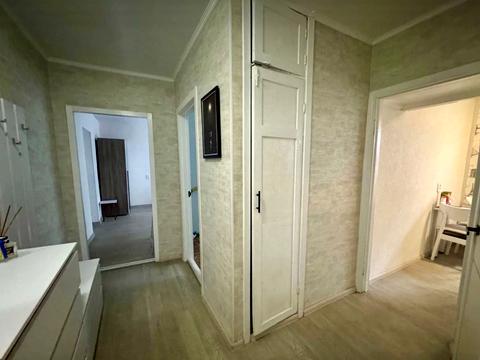 квартира за адресою Космонавтів вул., 122а