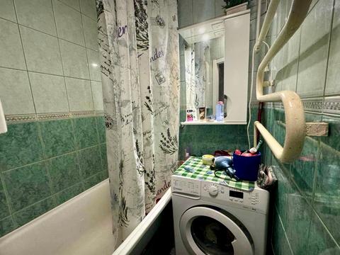 квартира за адресою Космонавтів вул., 122а