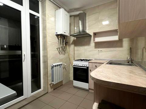 квартира за адресою Євгена Чикаленка вул., 43