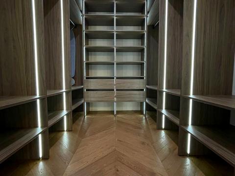 квартира за адресою Андрія Верхогляда вул. (Михайла Драгомирова), 3