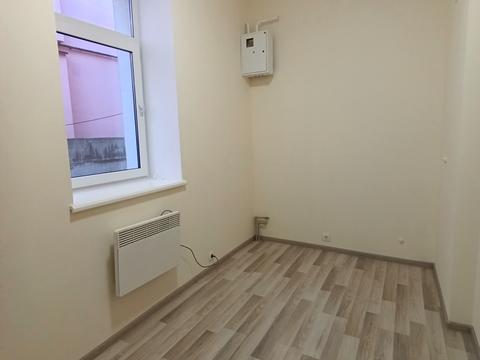 коммерческая по адресу Ровно, вул. Симона Петлюри, 28