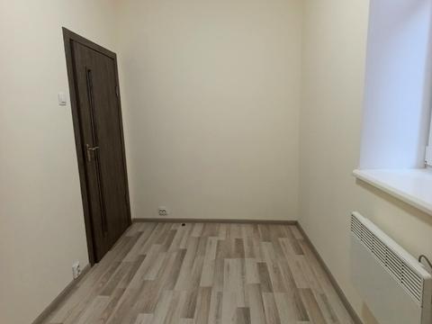 коммерческая по адресу Ровно, вул. Симона Петлюри, 28