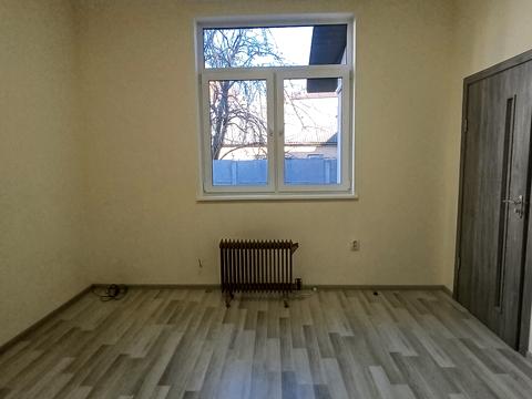 коммерческая по адресу Ровно, вул. Симона Петлюри, 28