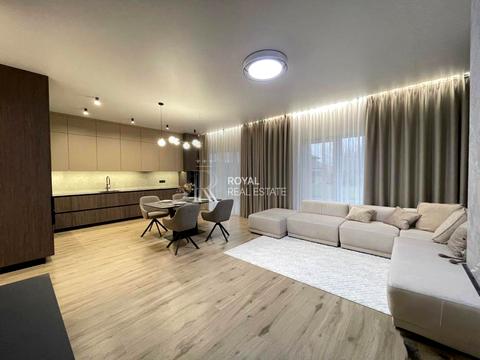 будинок за адресою Соборна вул. ()