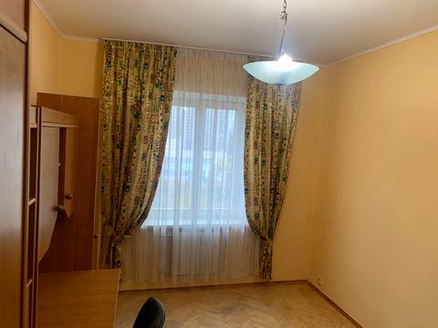 квартира за адресою Ревуцького вул., 28