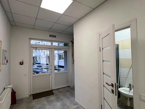 комерційна за адресою Тернопільська вул., 21к
