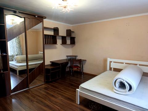 квартира за адресою Дарницький бульв., 8