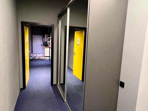 комерційна за адресою Степана Бандери просп. (Московський), 28-А