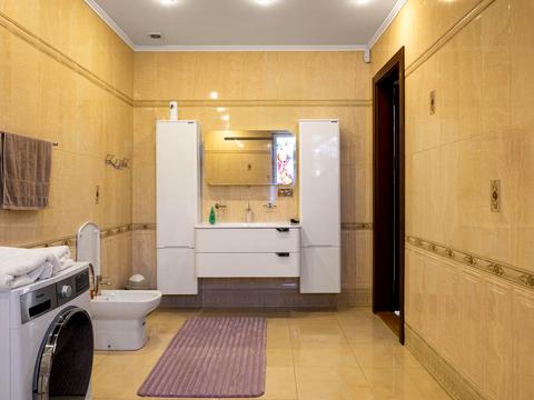 будинок за адресою с. Солонка, Наварійська вул.