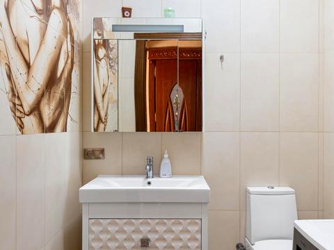 будинок за адресою с. Солонка, Наварійська вул.