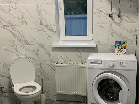 будинок за адресою Малоземельна