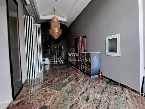 комерційна за адресою Лесі Українки бульв., 7-Б