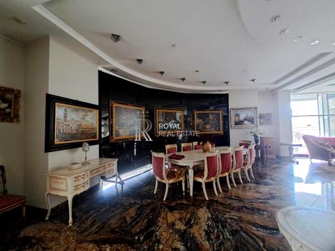 комерційна за адресою Лесі Українки бульв., 7-Б