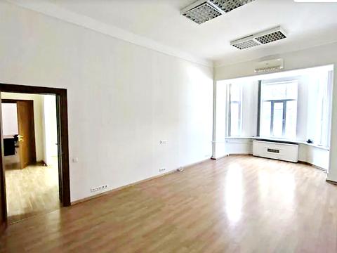 коммерческая по адресу Михаила Омеляновича-Павленко ул. (Суворова), 13