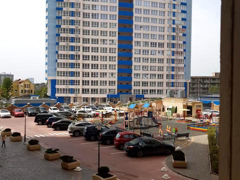 квартира за адресою Літературна вул., 12