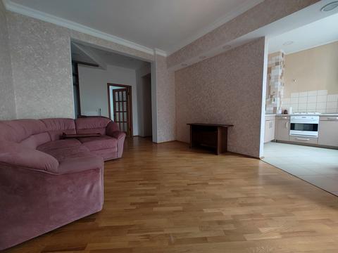 квартира за адресою Миколи Хвильового вул. (Маяковського), 15