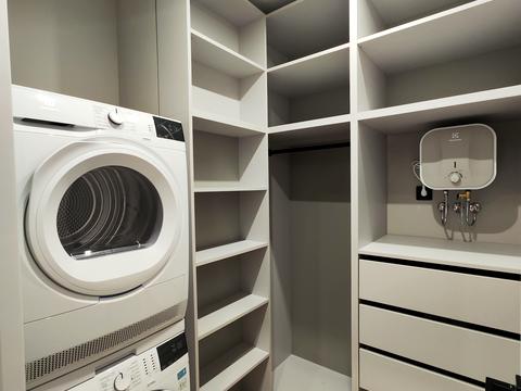 квартира за адресою Олександра Олеся вул., 9-А