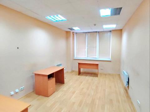 комерційна за адресою Жилянська вул., 97